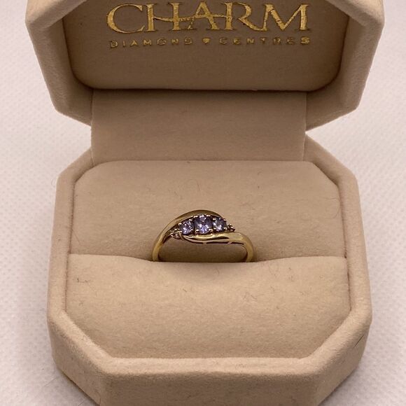 💛 10k Yellow Gold Tanzanite & Diamond Ring - Picture 6 of 6